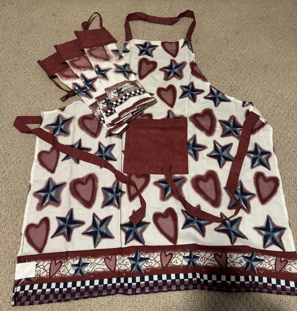 Patriotic Apron & Towel Set – Hearts & Stars – 4 pc NEW